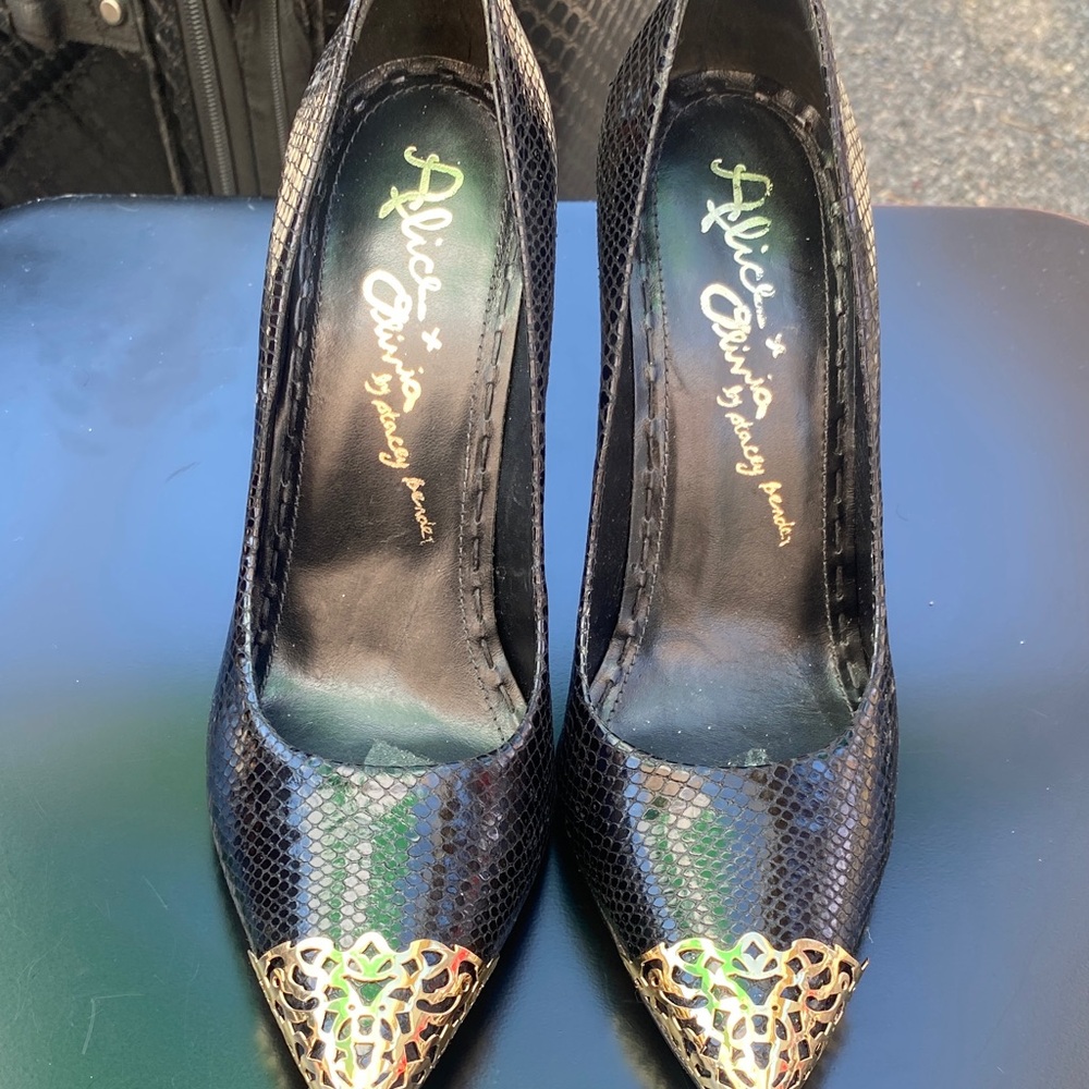 Alice + Olivia Black and Gold Heels